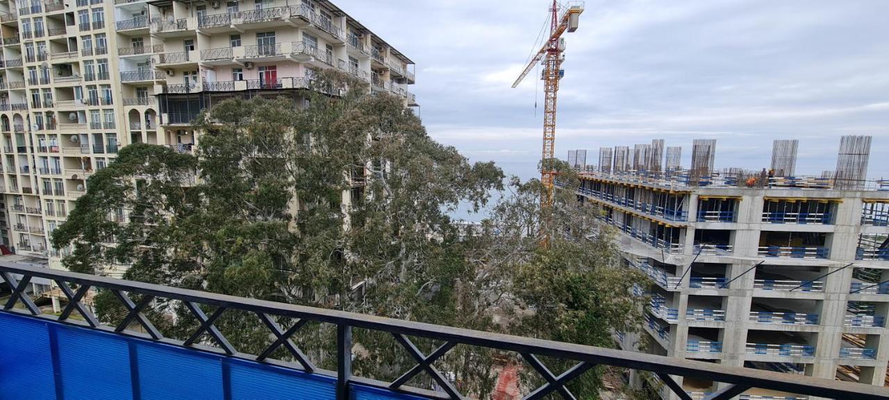 Apartment Near The Beach Batumi-Гоніо Екстер'єр фото